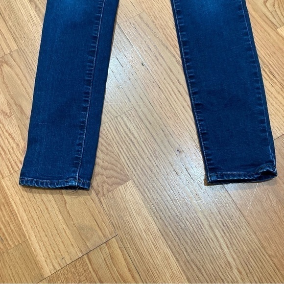 0 REFUGE high waist skinny stretchy dark wash Jeans.  (Jeggings) - Picture 2 of 16